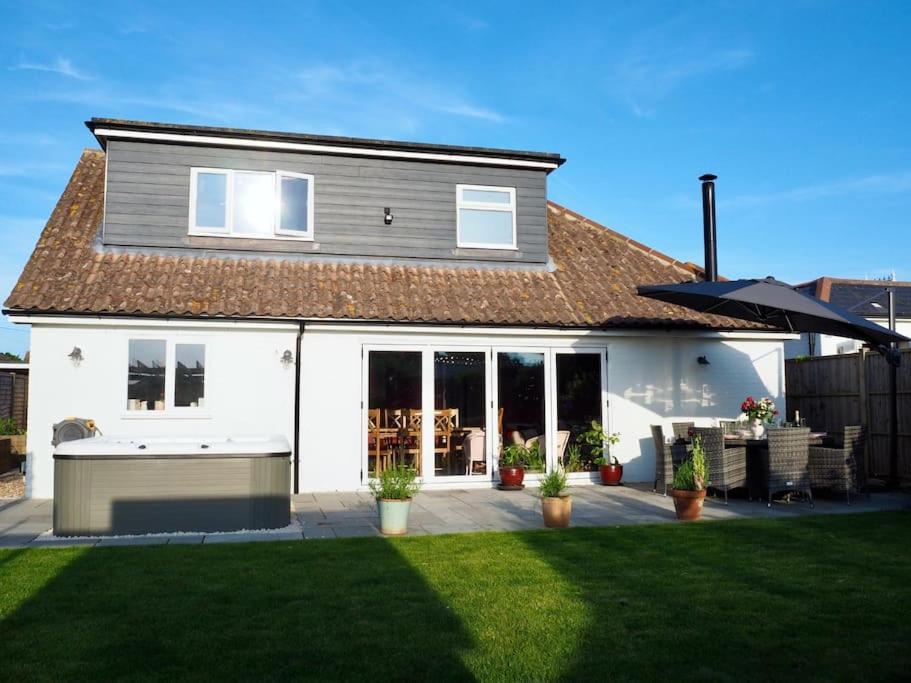The Sails Villa East Wittering Exterior photo