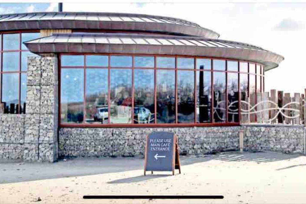 The Sails Villa East Wittering Exterior photo